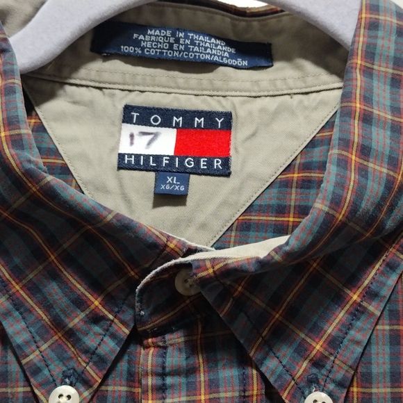 Tommy Hilfiger xl long sleeve button down shirt - Picture 3 of 11